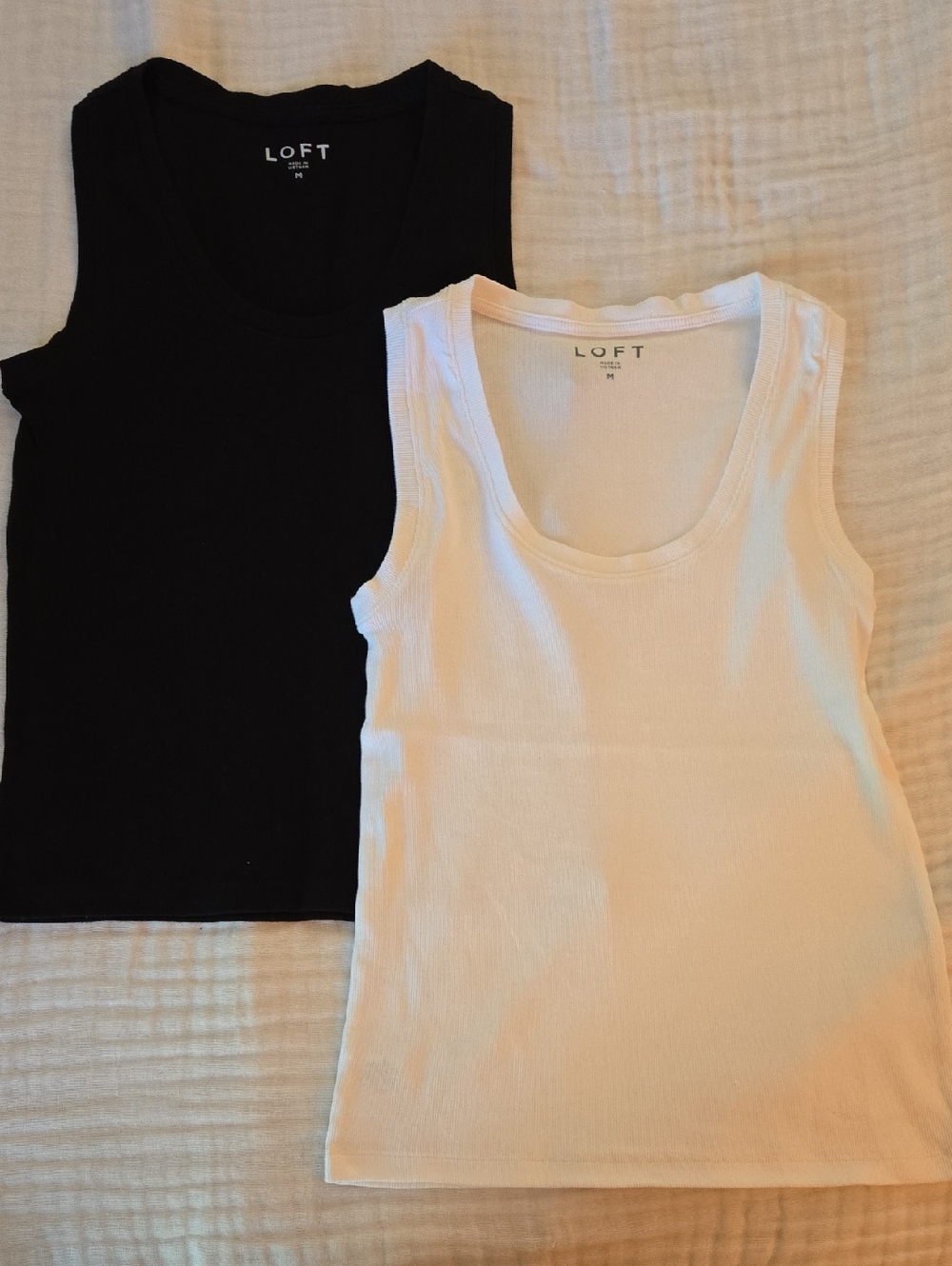 LOFT Black and White Ribbed Scoop Neck Tank Tops